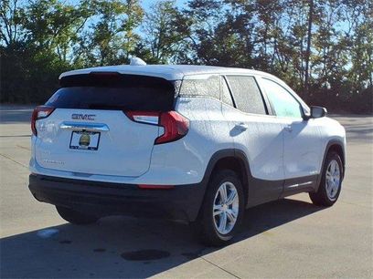Used 2024 GMC Terrain SLE
