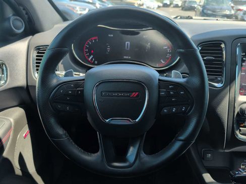 Used 2018 Dodge Durango R/T w/ Technology Group RWD image 11