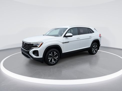 New 2026 Volkswagen Atlas Cross Sport SE image 7