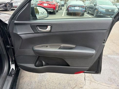 Used 2020 Kia Optima LX image 24