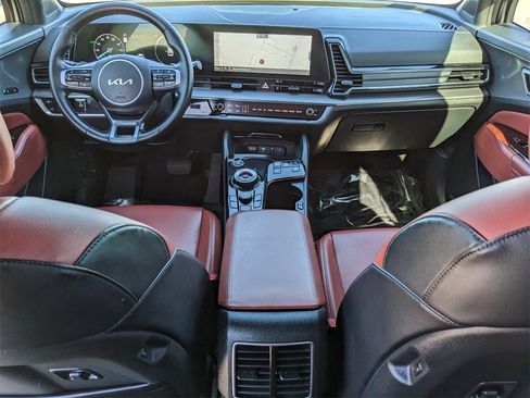 Certified 2025 Kia Sportage SX Prestige image 16