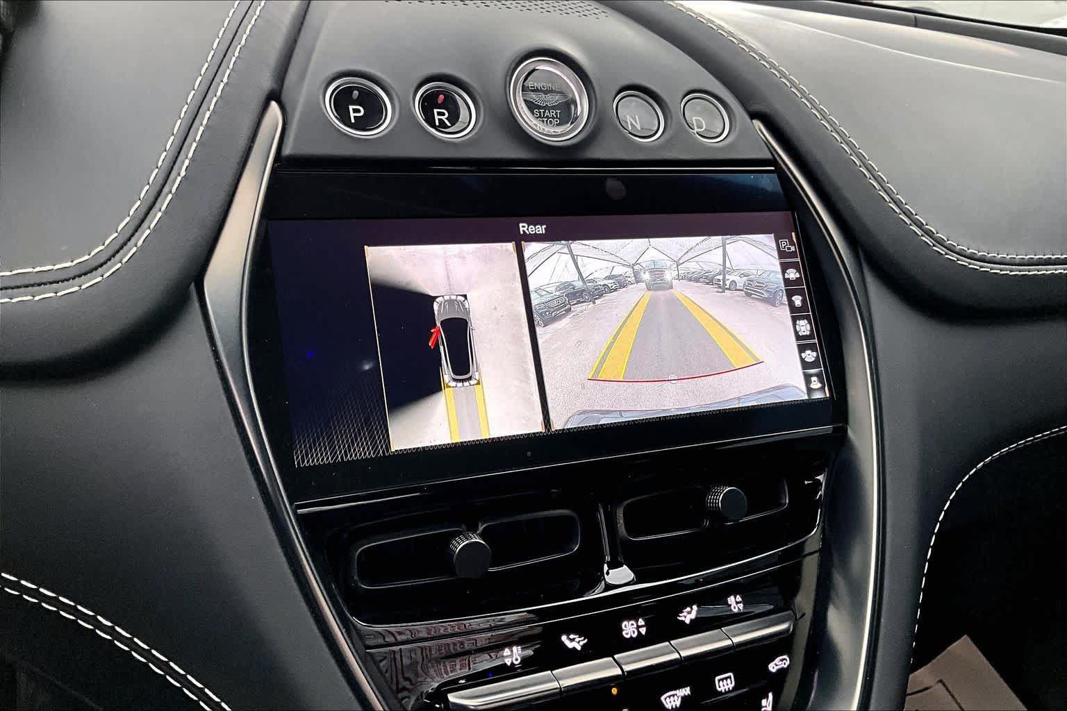 Used 2022 Aston Martin DBX AWD/4WD image 26