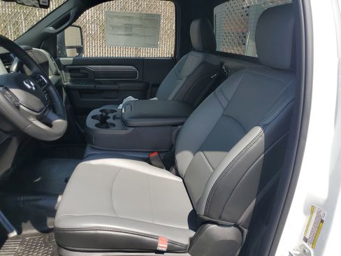 New 2026 RAM 3500 Tradesman w/ Chrome Appearance Group RWD image 15