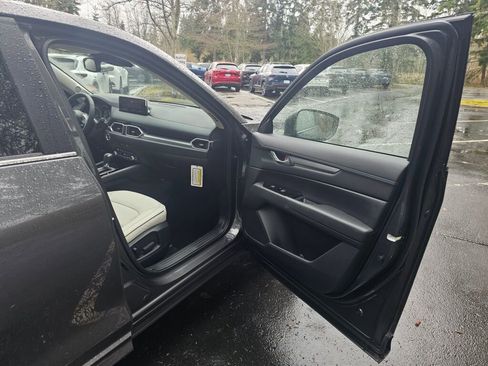 New 2025 MAZDA CX-5 AWD 2.5 S w/ Preferred Package image 29