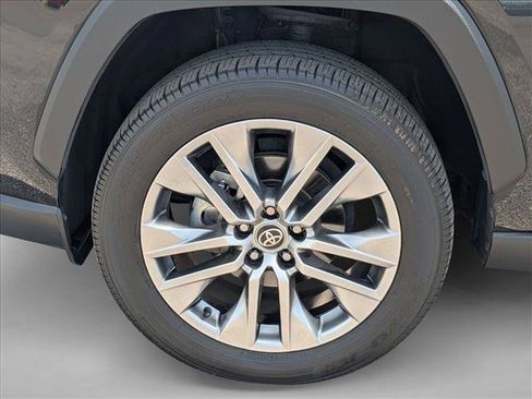 Used 2023 Toyota RAV4 XLE Premium FWD image 22