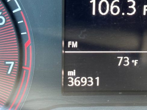 Used 2020 Volkswagen Jetta R-Line image 27