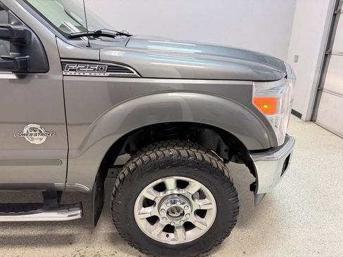 Used 2014 Ford F250 Lariat w/ Lariat Ultimate Package image 12