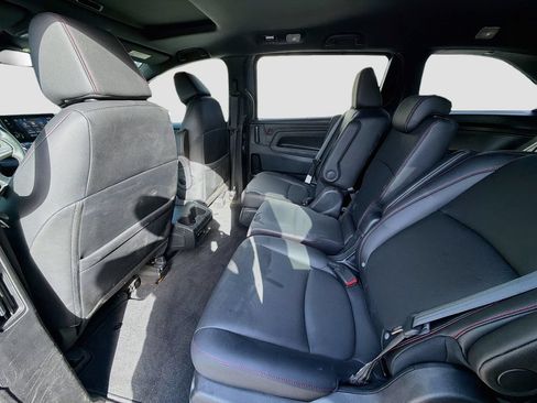 Certified 2023 Honda Odyssey Sport image 23