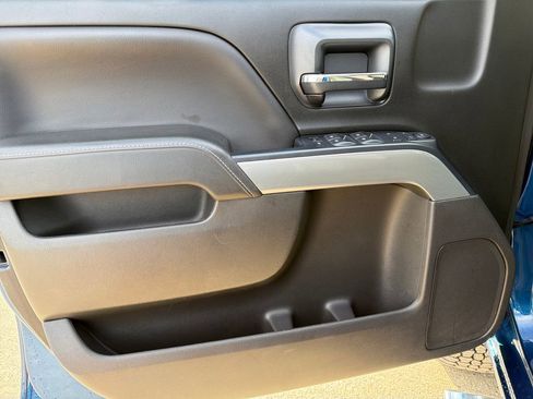 Used 2018 Chevrolet Silverado 1500 LT w/ All Star Edition image 12