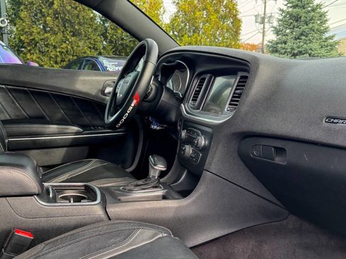 Used 2016 Dodge Charger R/T w/ Plus Group image 12