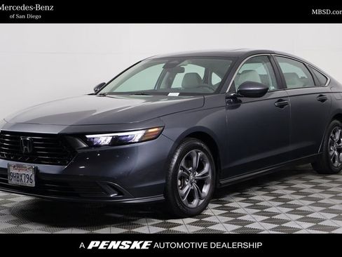 Used 2023 Honda Accord EX image 1