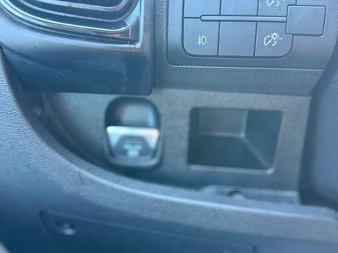 Used 2025 RAM ProMaster 2500 w/ Convenience Group FWD image 20