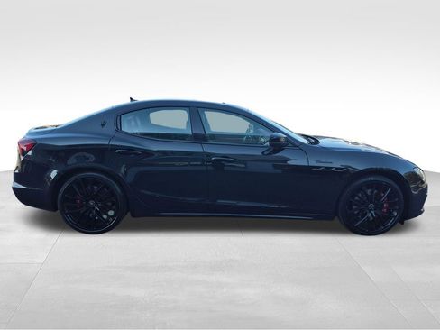 Used 2023 Maserati Ghibli Modena RWD image 13