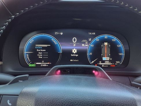 Used 2024 Toyota Crown Platinum image 18