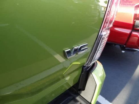 Used 2023 Toyota Tacoma TRD Sport image 25