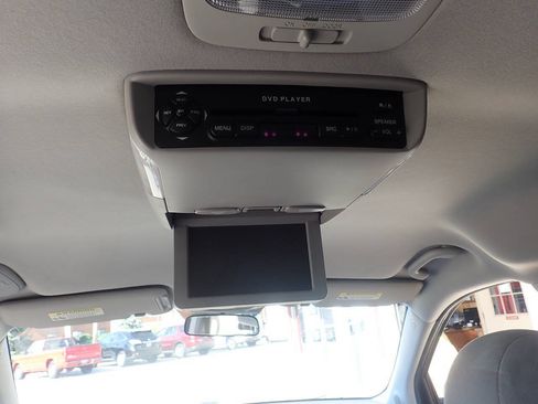 Used 2008 Kia Sedona LX FWD image 8