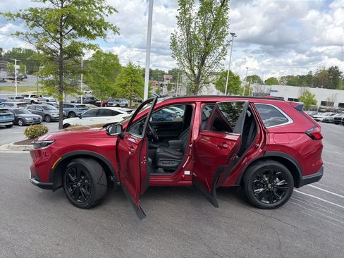 Used 2024 Honda CR-V Sport Touring image 17