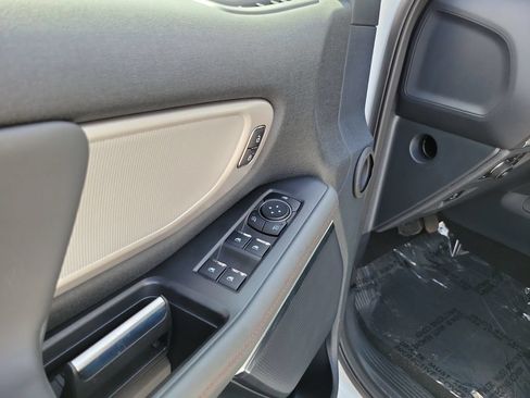 Certified 2025 Ford Expedition Max Active AWD/4WD image 7