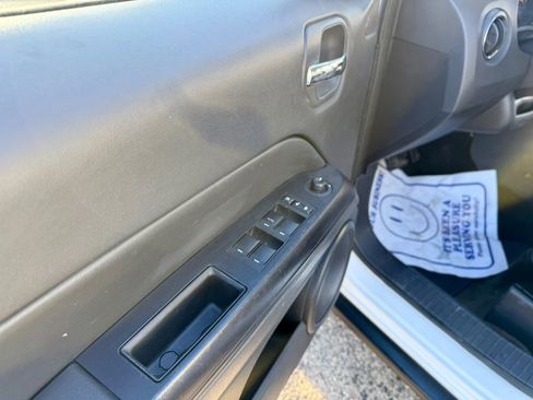 Used 2016 Jeep Patriot Sport w/ Power Value Group image 16