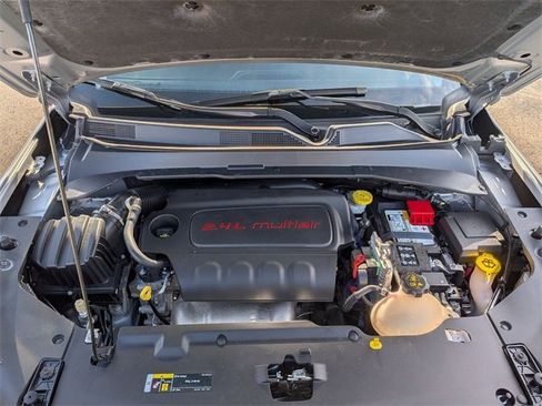 Used 2022 Jeep Compass Limited image 33