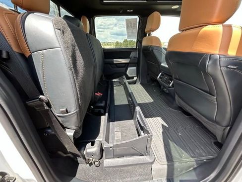 Used 2023 Ford F150 Platinum AWD/4WD image 31