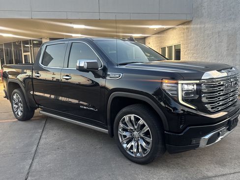 Used 2024 GMC Sierra 1500 Denali w/ Denali Reserve Package RWD image 15