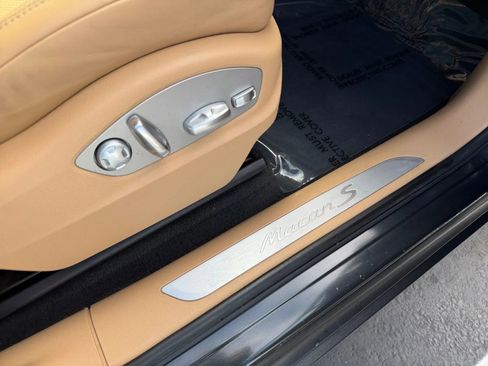 Used 2018 Porsche Macan S AWD/4WD image 20