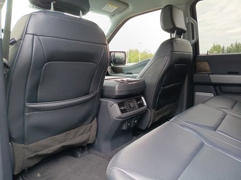 Used 2023 Ford F150 Lariat AWD/4WD image 32