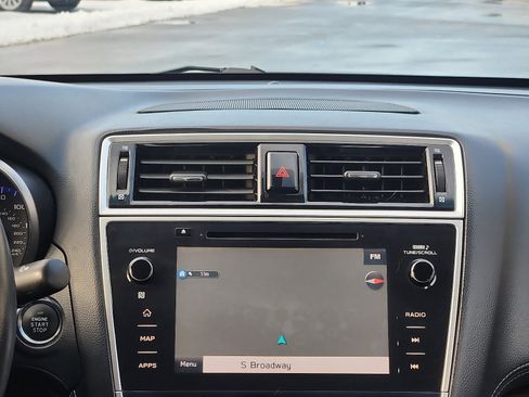 Used 2018 Subaru Legacy 2.5i Limited image 17