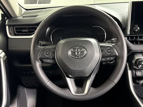 Certified 2025 Toyota RAV4 XLE AWD/4WD image 26