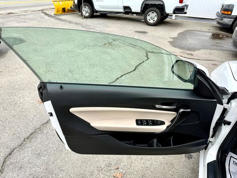 Used 2018 BMW 230i xDrive Convertible w/ Premium Package image 28