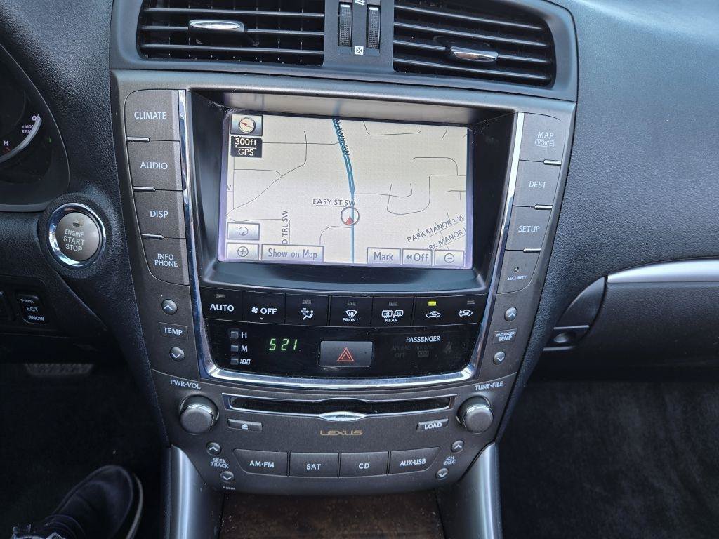 Used 2011 Lexus IS 250C w/ Luxury Pkg RWD image 29