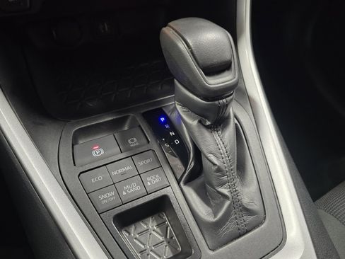 Certified 2024 Toyota RAV4 LE image 27