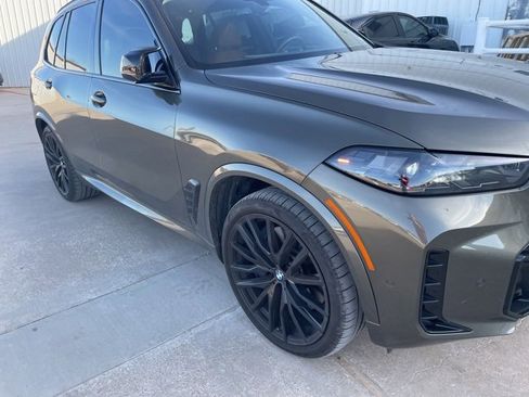 Used 2025 BMW X5 M60i image 4