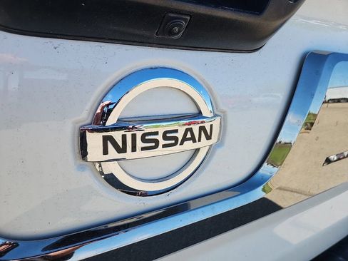 Used 2019 Nissan Titan Platinum Reserve AWD/4WD image 40