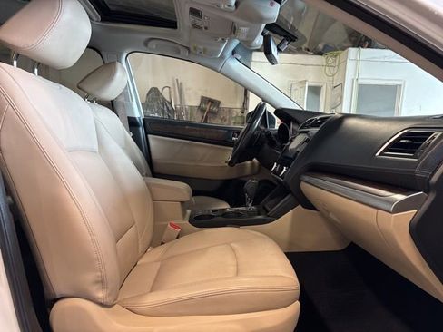 Used 2018 Subaru Outback 2.5i Limited AWD/4WD image 13