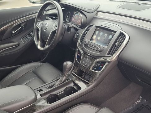 Used 2015 Buick LaCrosse Leather image 9