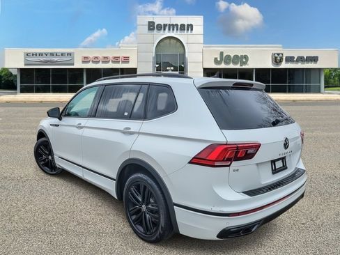 Used 2022 Volkswagen Tiguan SE R-Line AWD/4WD image 7