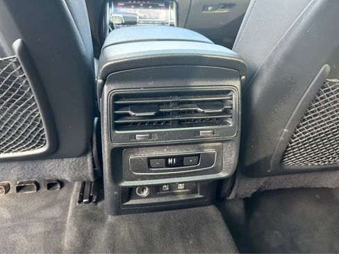 Used 2021 Audi Q7 3.0T Premium Plus image 29