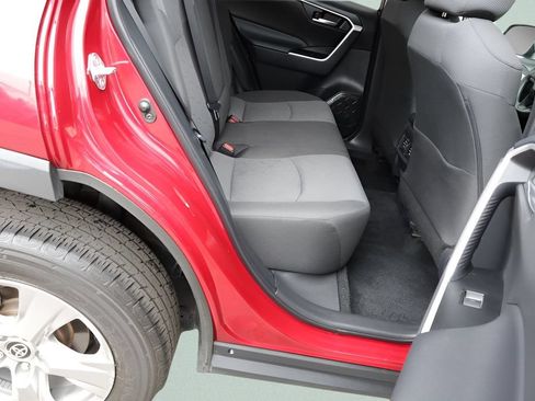 Certified 2025 Toyota RAV4 XLE AWD/4WD image 26
