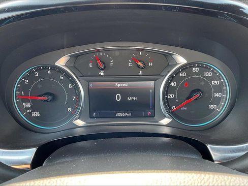 Used 2023 Chevrolet Traverse LT AWD/4WD image 25