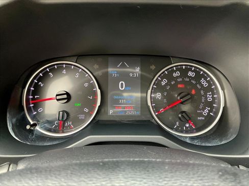 Used 2021 Toyota RAV4 XLE w/ Protection Package (TMS) AWD/4WD image 13