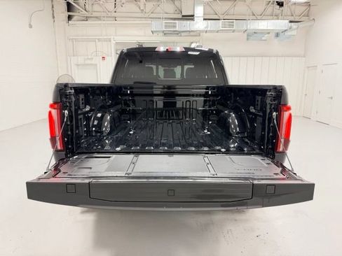Used 2025 Ford F150 Raptor AWD/4WD image 22