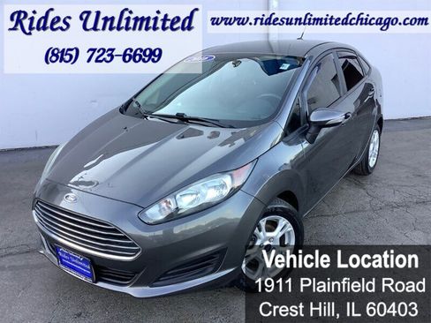 Used 2016 Ford Fiesta SE image 1