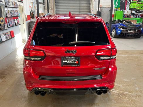Used 2021 Jeep Grand Cherokee Trackhawk AWD/4WD image 9