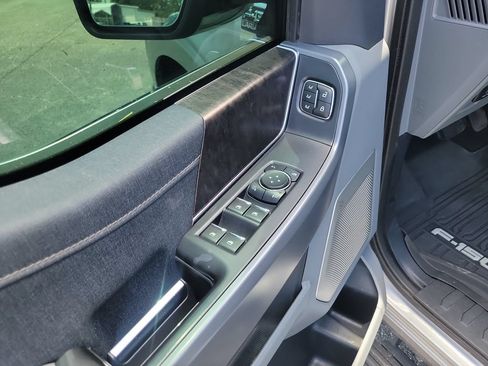Used 2021 Ford F150 Lariat w/ Equipment Group 502A High AWD/4WD image 16