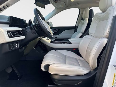 Used 2025 Lincoln Aviator Reserve w/ Equipment Group 201A AWD/4WD image 20