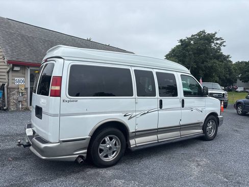 Used 2004 Chevrolet Express 1500 RWD image 5