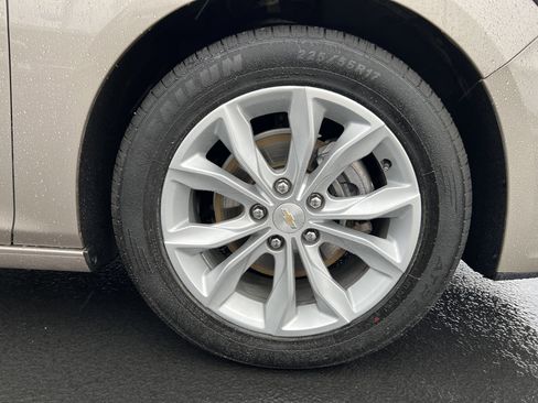 Used 2023 Chevrolet Malibu LT image 10