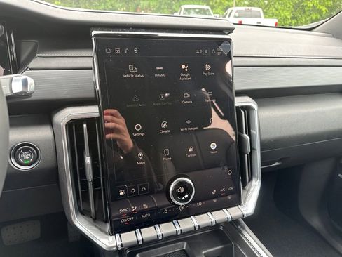 New 2026 GMC Acadia Elevation w/ Black Edition AWD/4WD image 18